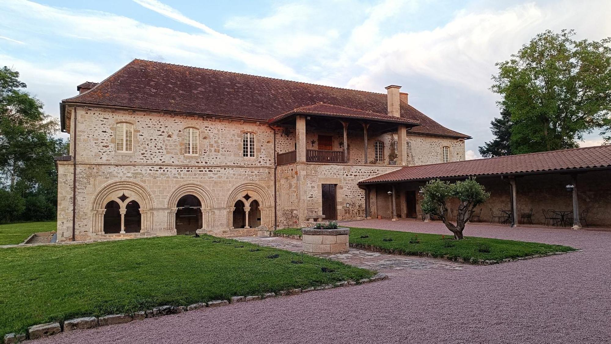 Abbaye Saint Gilbert Panzió Kültér fotó