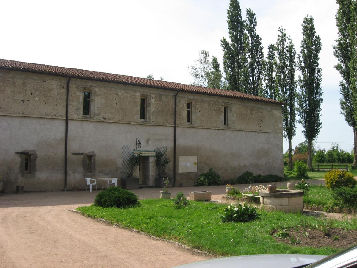Abbaye Saint Gilbert Panzió Kültér fotó